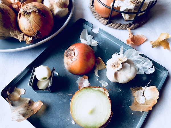 cibula a cesnak