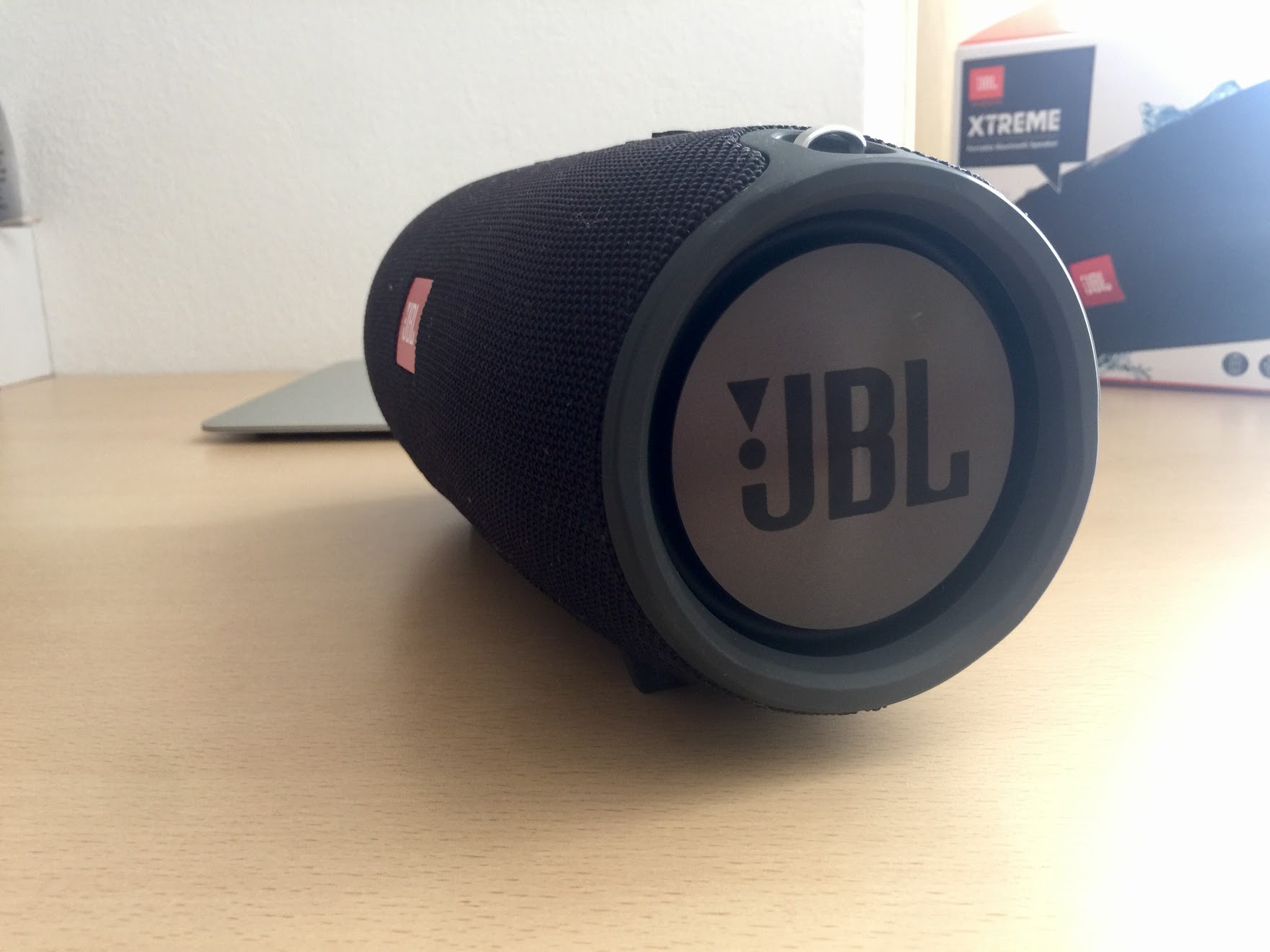 JBL xtreme black reproduktor