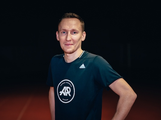 VIDEO: Ako regenerovať po behu? Odpovie tréner Ján Dömény