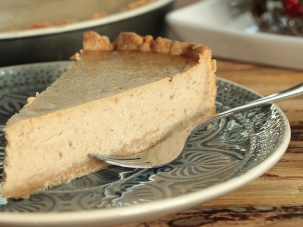 Datlový cheesecake so škoricou