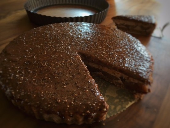 Škoricový cheesecake so slivkami a chia želé