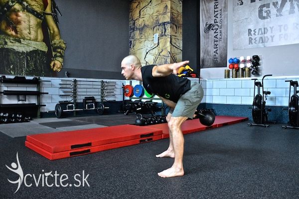 kettlebell swing