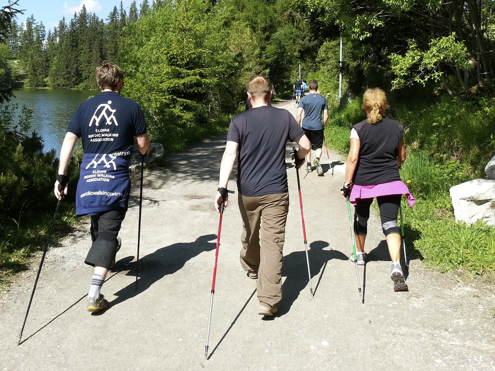 Nezabúdajte na nordic walking